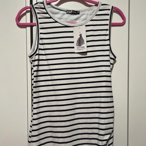 Sleeveless Stripe Dress - Picture 2 of 2